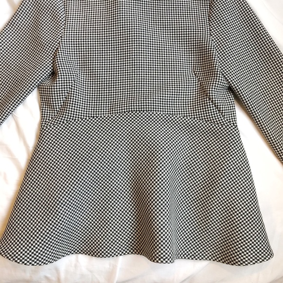 Top/Sweater - Picture 4 of 6